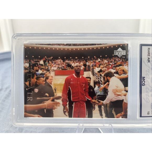 1997 Upper Deck Michael Jordan Rare Air Tribute Box Set #5 GRADED 10 Gem Mint 1997 Upper Deck Michael Jordan Rare Air Tribute Box Set #5 GRADED 10 Gem Mint